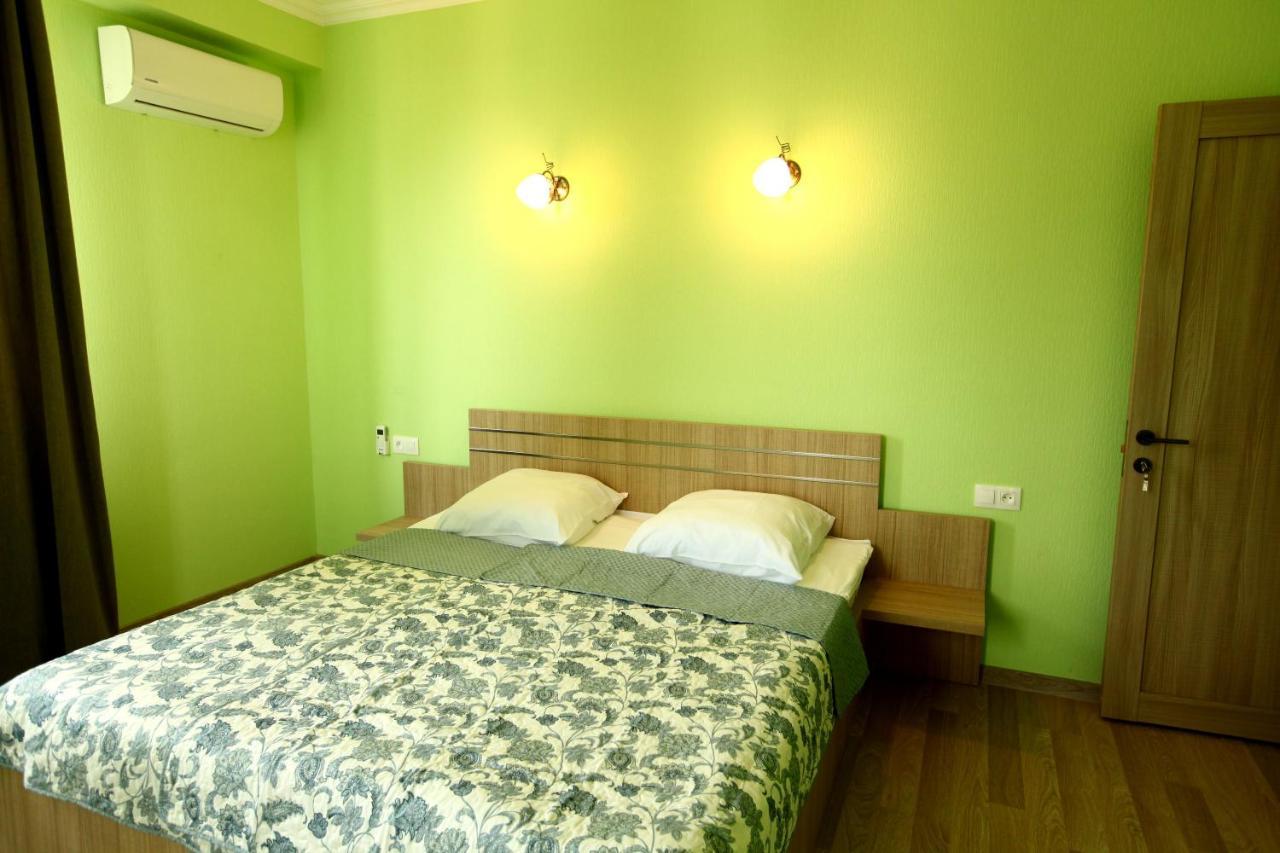 Irakli'S Rooms Tbilisi Luaran gambar